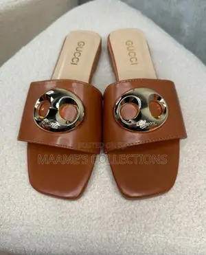 Women Gucci Blondie Flat Sandals / Sippers ( It Comes With a Box)