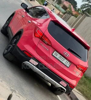 Hyundai Santa Fe 2016 Red