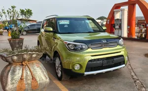 Kia Soul Hatchback 2017 Green