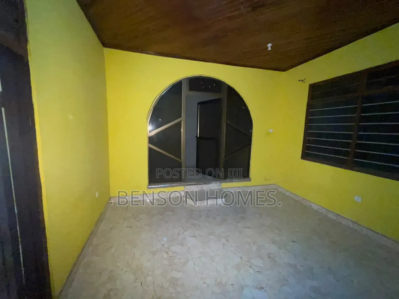 2bdrm Apartment in School Junction for rent