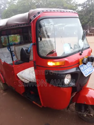 Bajaj RE 2026 Red