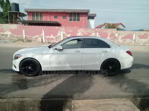 Mercedes-Benz C300 2015 White