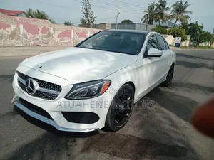 Mercedes-Benz C300 2015 White