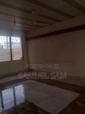 3bdrm House in Tema Community 11 for rent