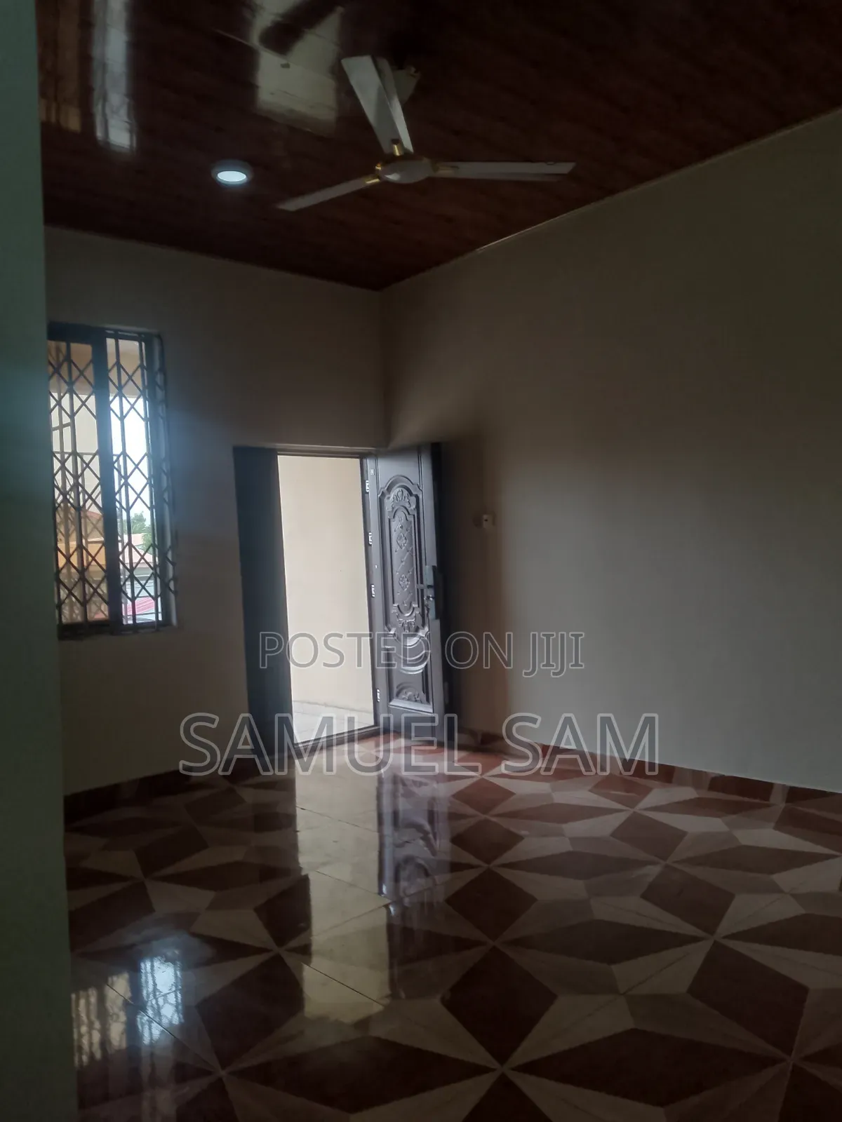 3bdrm House in Tema Community 11 for rent