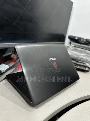 Laptop Asus ROG GL702VM 8GB Intel Core i7 HDD+SSD 1T
