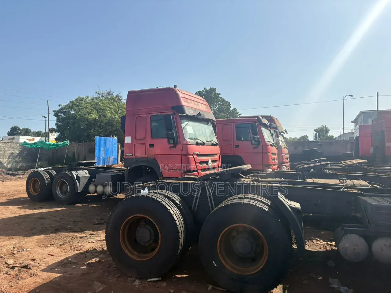 Trailer Head