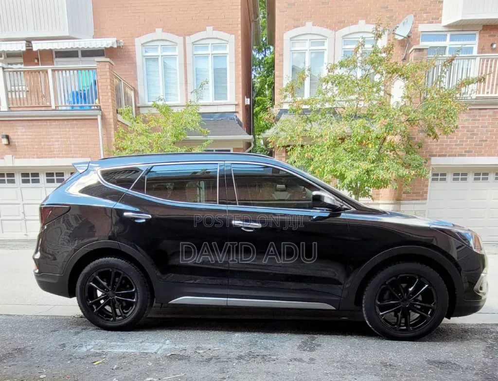 Hyundai Santa Fe Limited Ultimate AWD 2018 Black