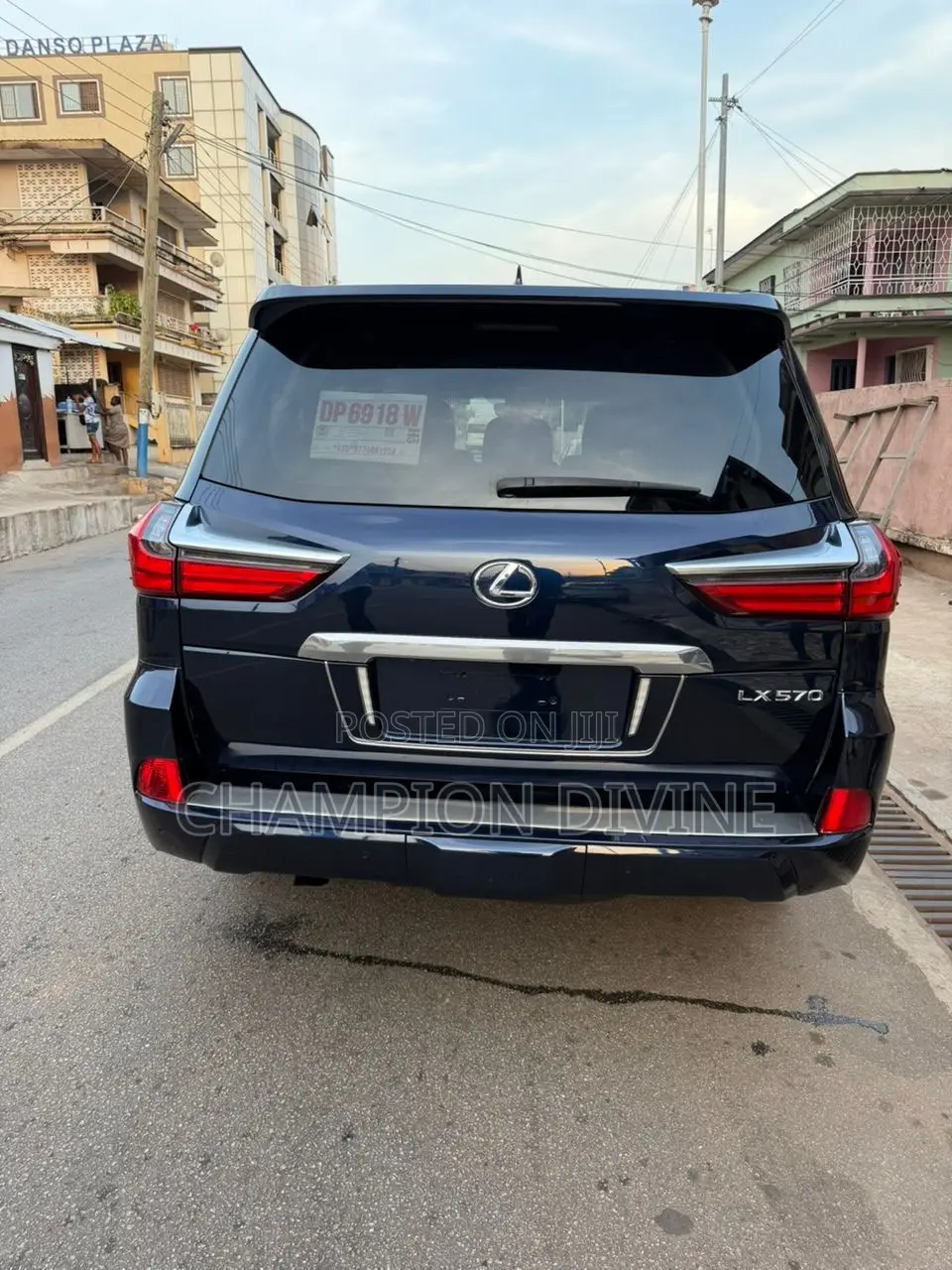 Lexus LX 2019 Blue