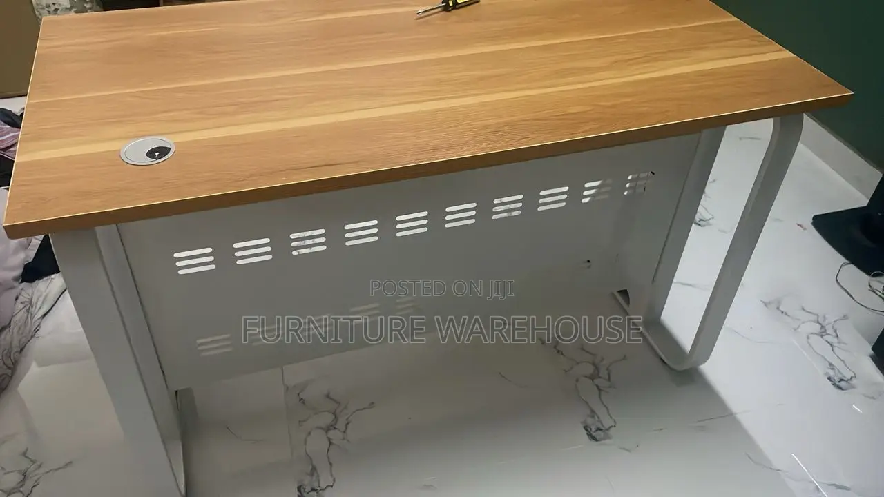 Modern Study Table (1.2m )