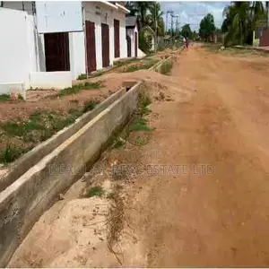Roadside Land For Sale In Ada Foah – Azizanya Road