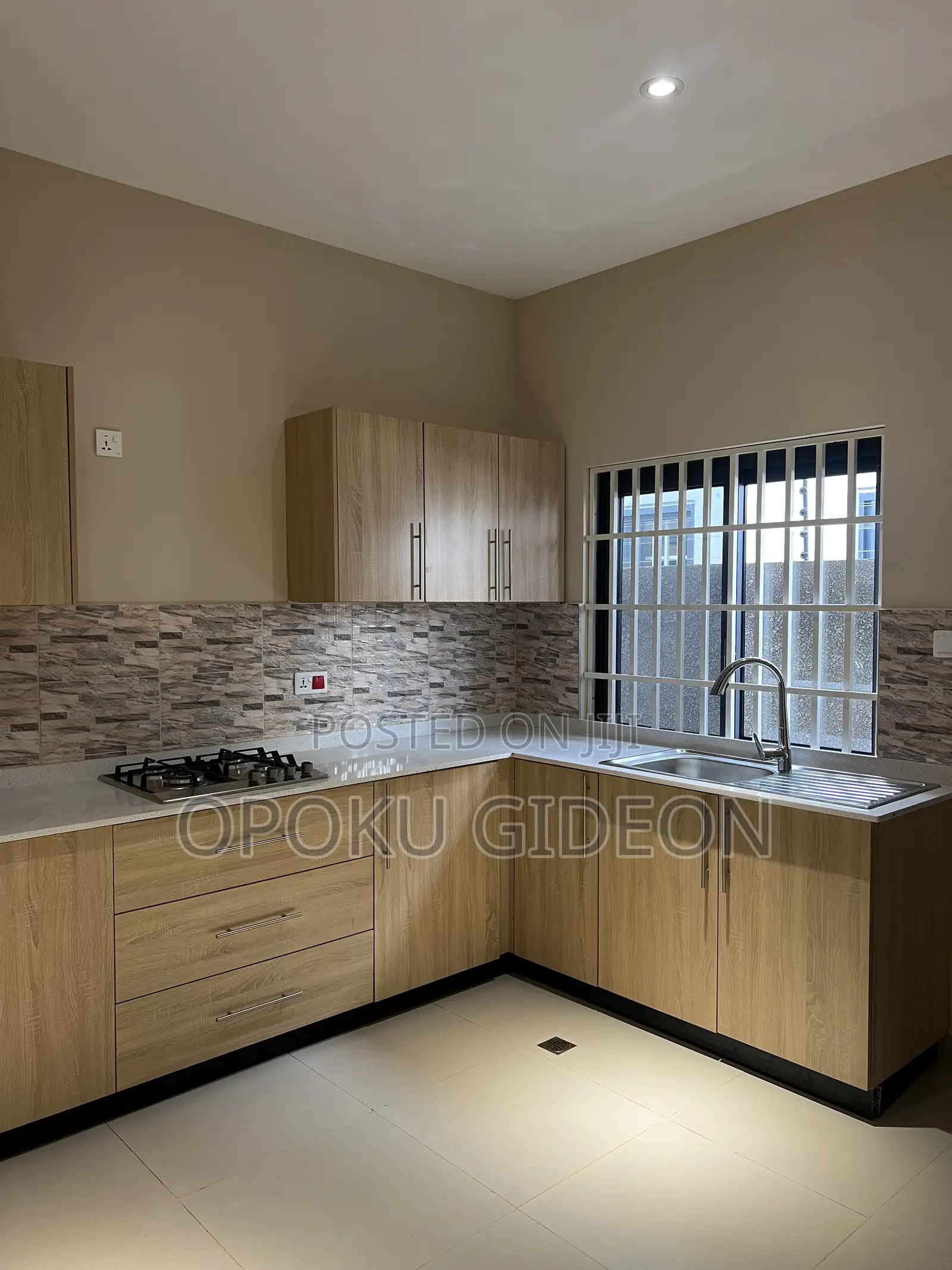 3bdrm House in Amanfrom, Pokuase for sale