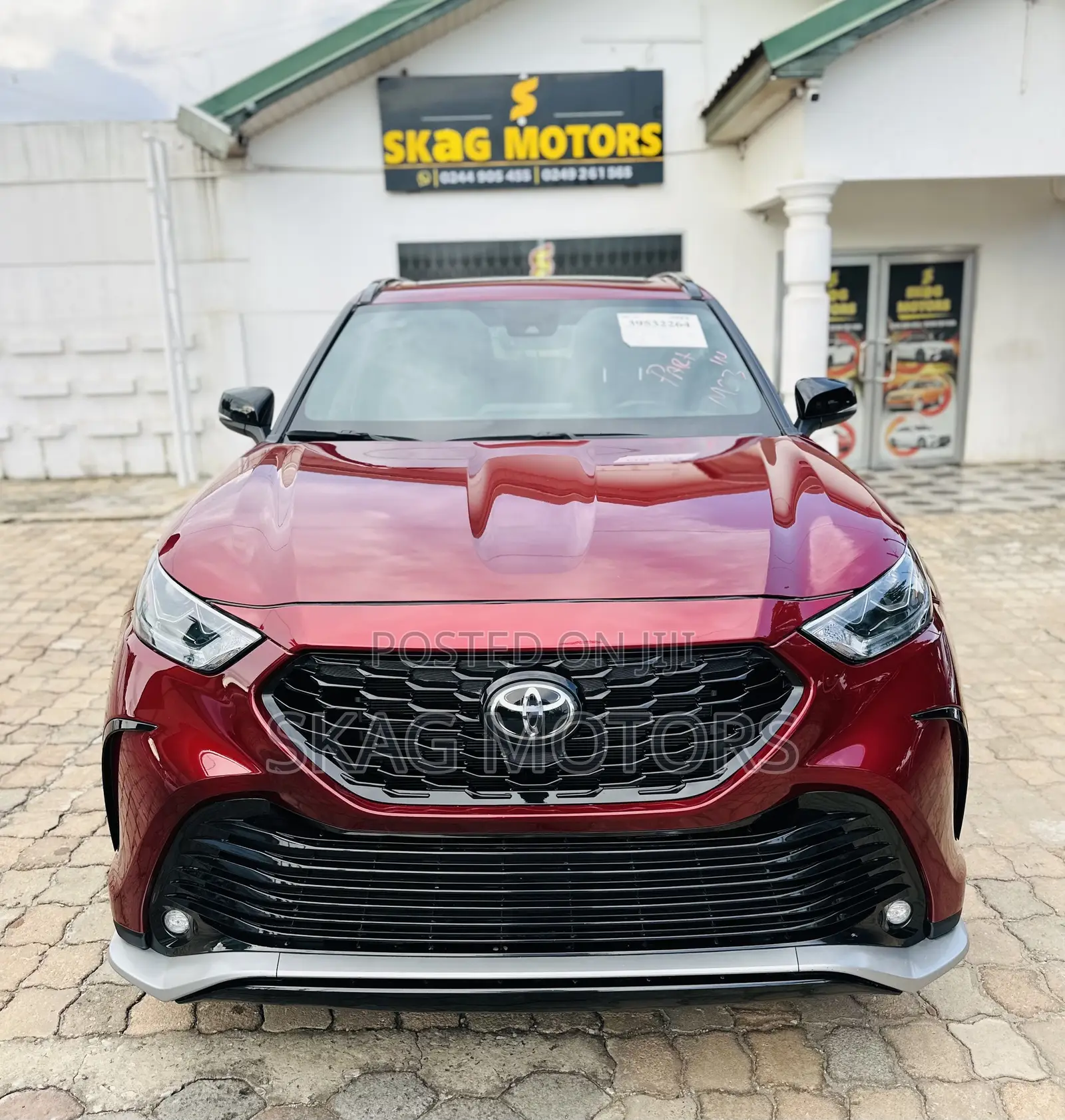 Toyota Highlander XSE 2022 Burgundy