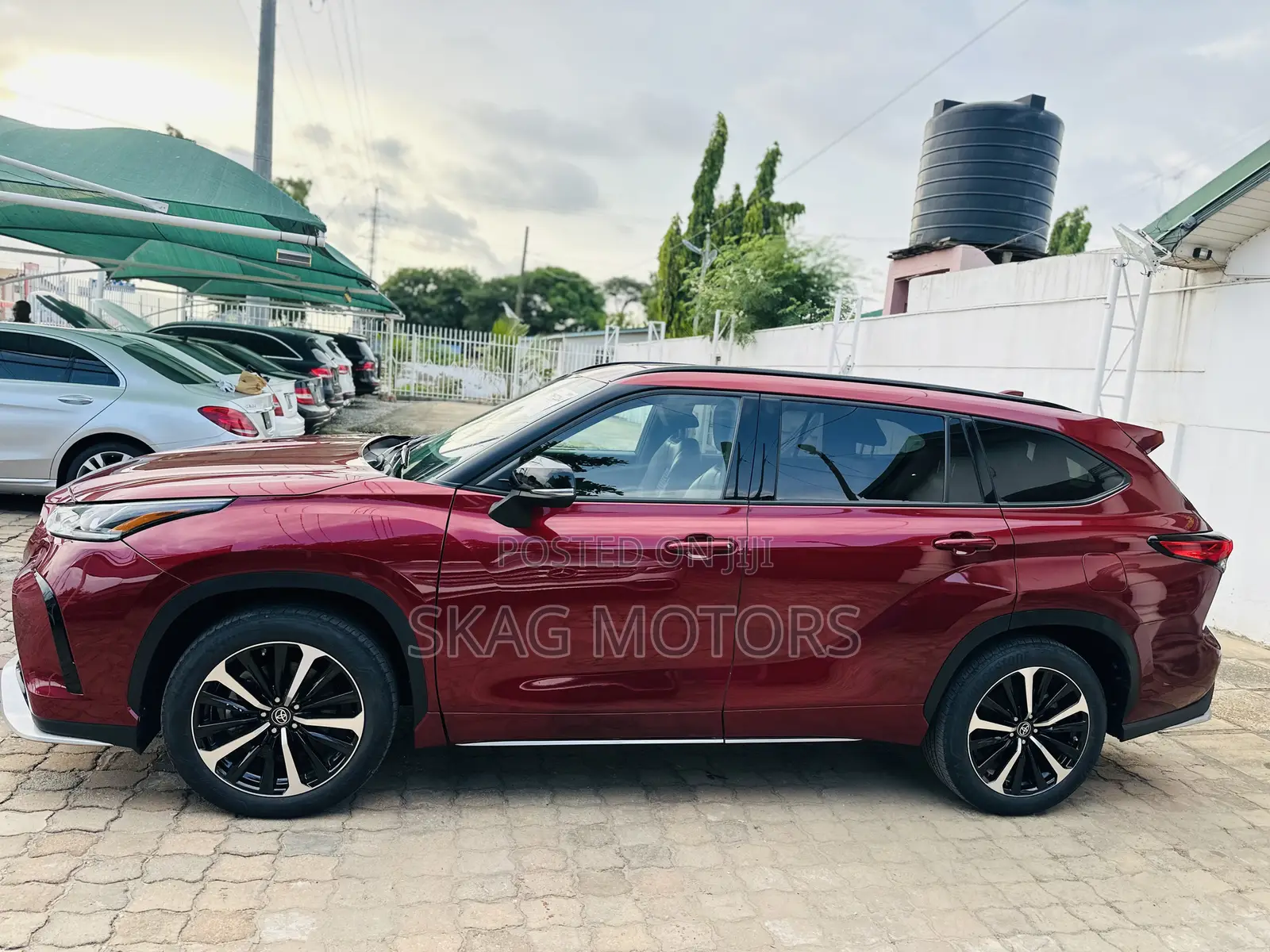 Toyota Highlander XSE 2022 Burgundy