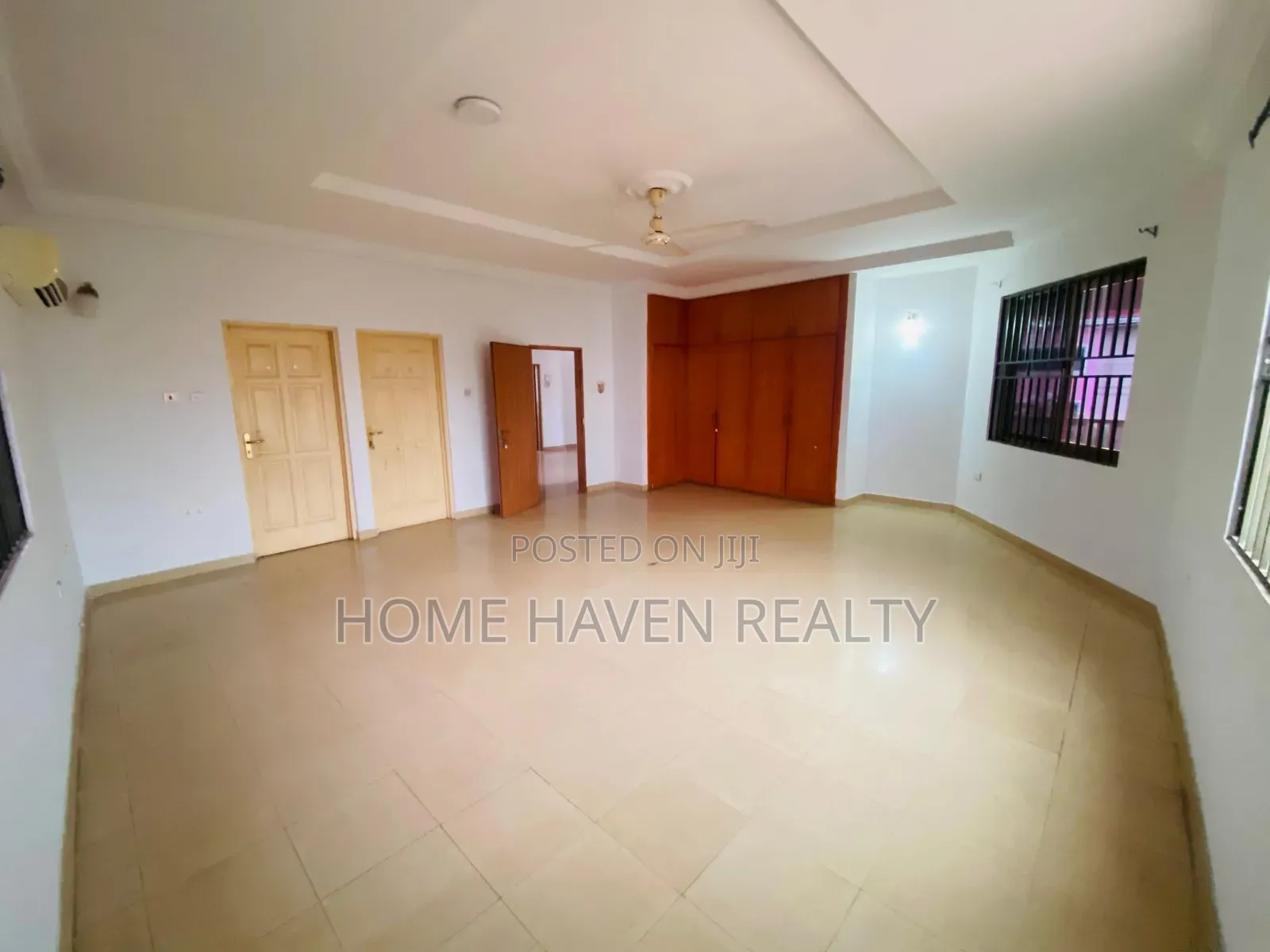 8bdrm House in East Legon, Police Station for rent