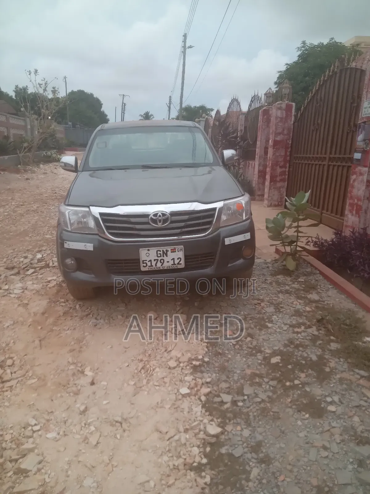 Toyota Hilux WORKMATE 4x4 2013 Gray