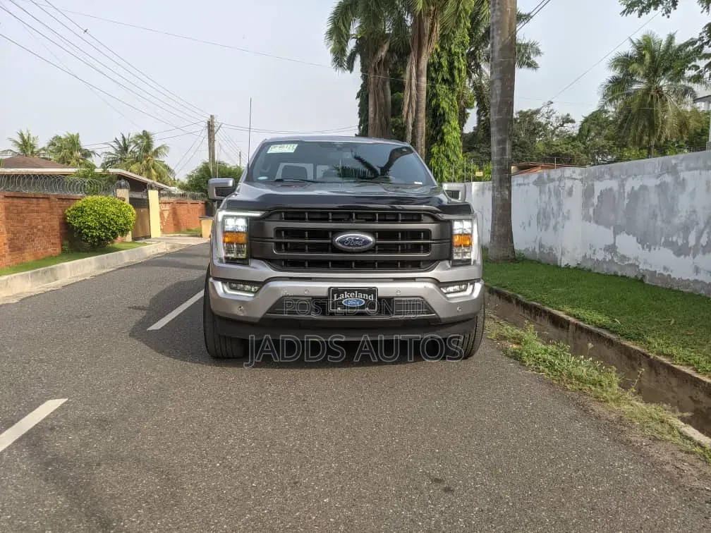 Ford F-150 LARIAT 2022 Gray