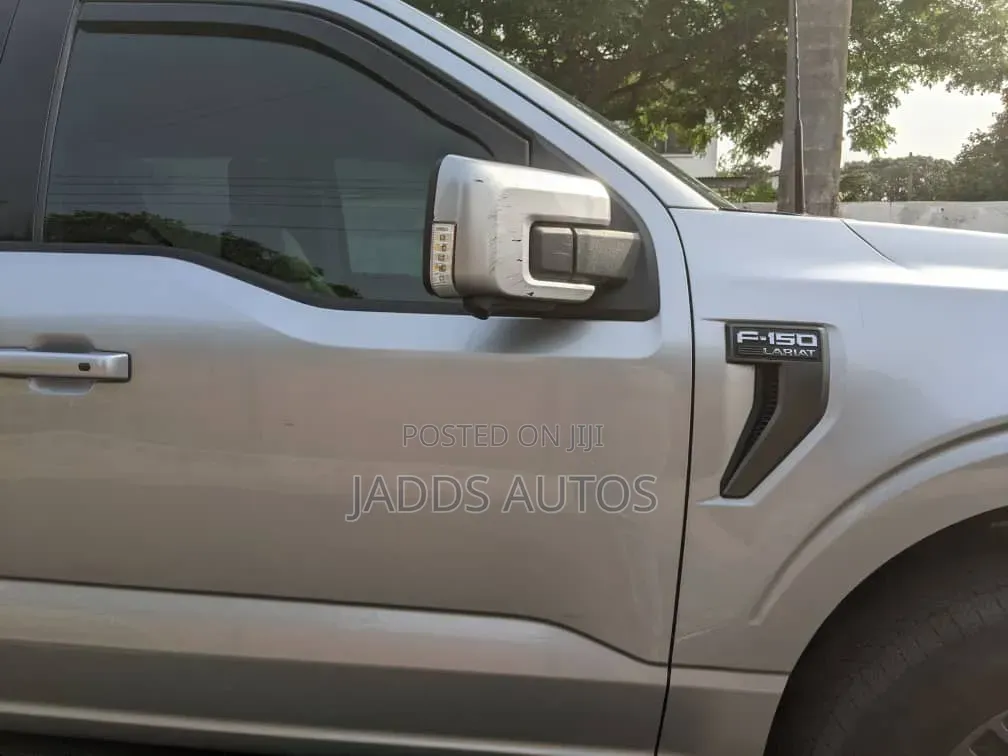 Ford F-150 LARIAT 2022 Gray