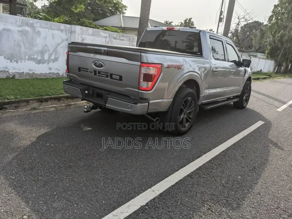Ford F-150 LARIAT 2022 Gray