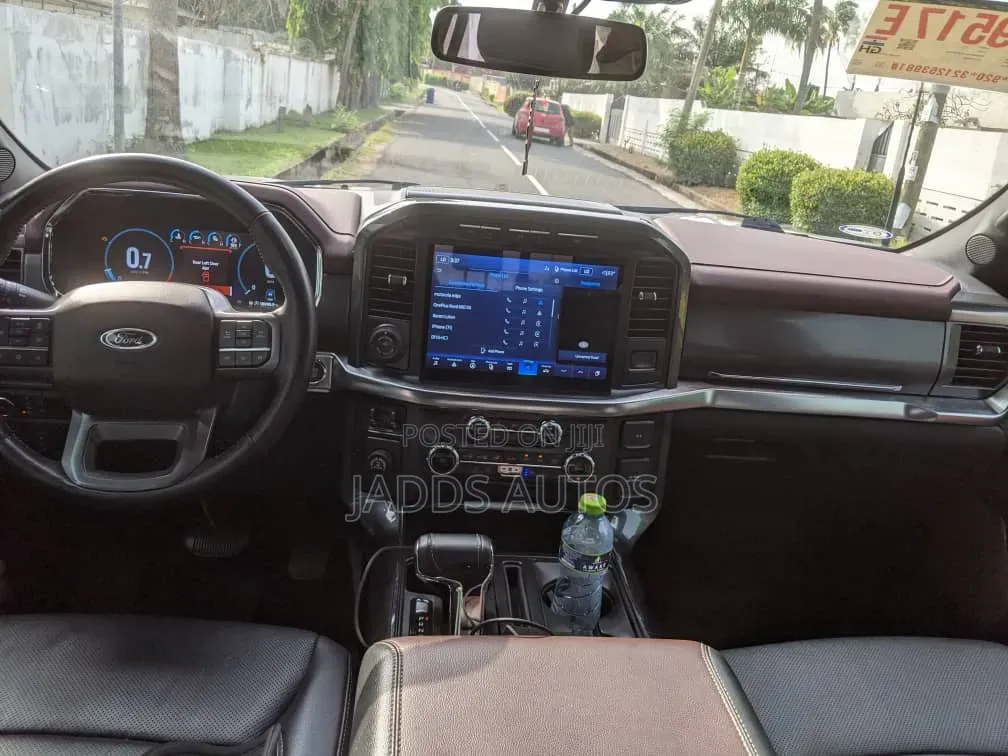 Ford F-150 LARIAT 2022 Gray