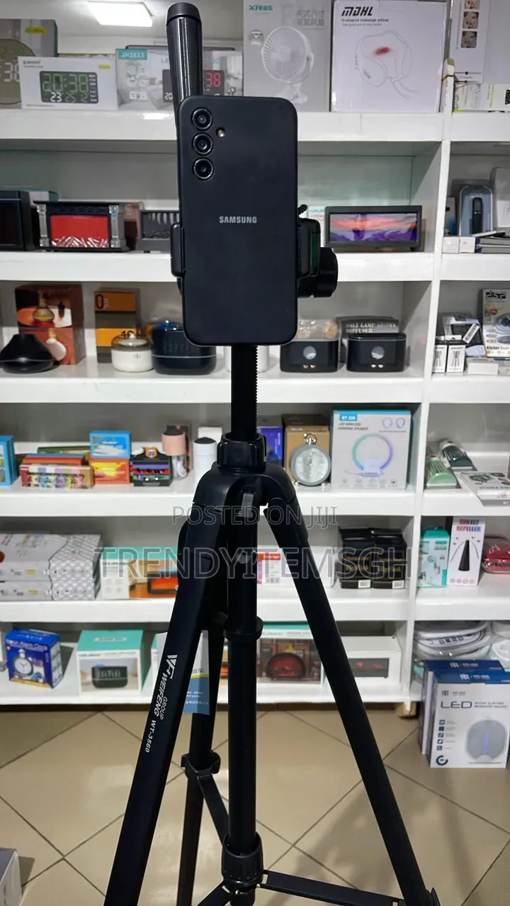 Wt -3560 Lightweight Tripod