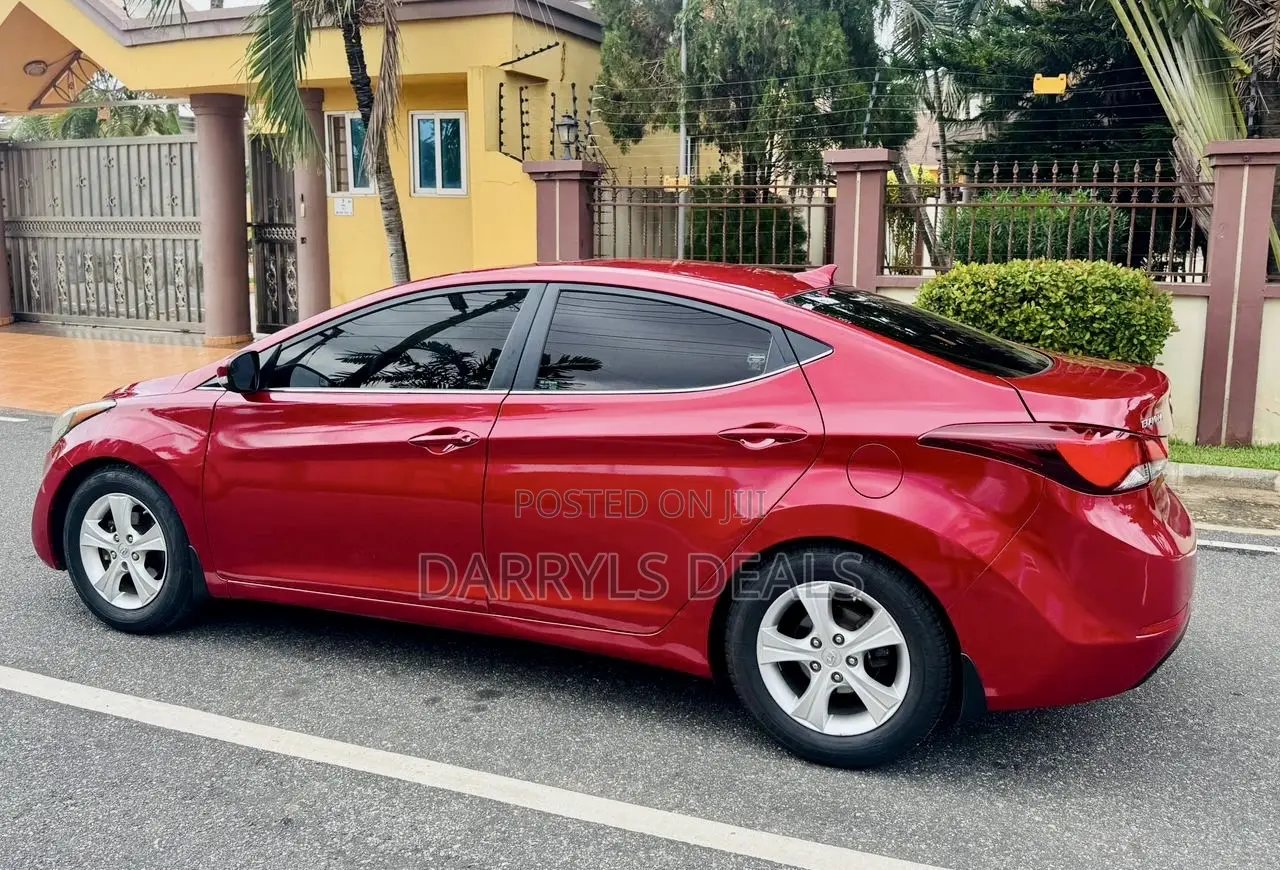 Hyundai Elantra SE Sedan FWD (1.8L 4cyl 6A) 2016 Red