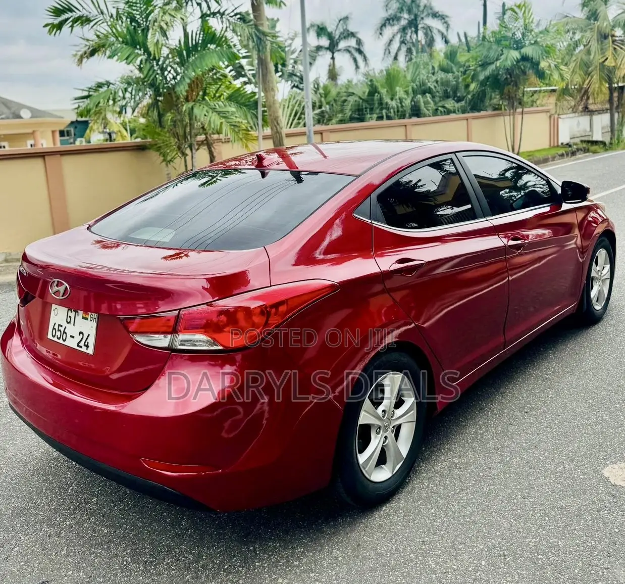 Hyundai Elantra SE Sedan FWD (1.8L 4cyl 6A) 2016 Red