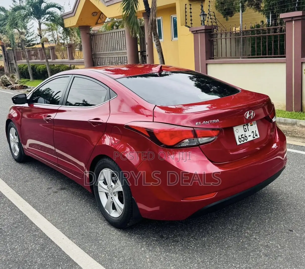 Hyundai Elantra SE Sedan FWD (1.8L 4cyl 6A) 2016 Red