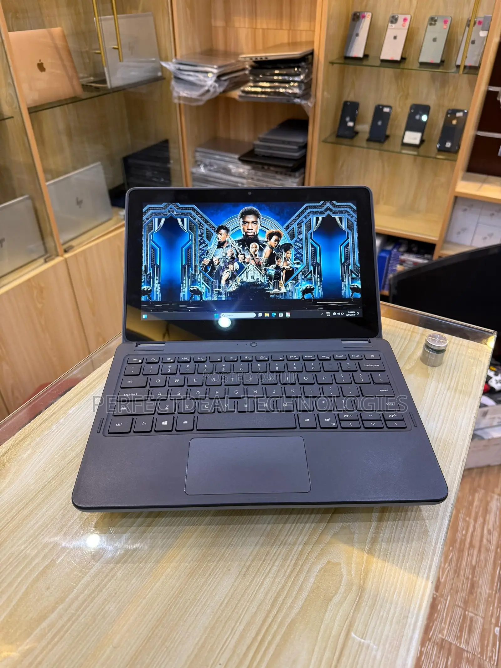 New Laptop Dell Latitude 3120 8GB Intel Pentium SSD 256GB