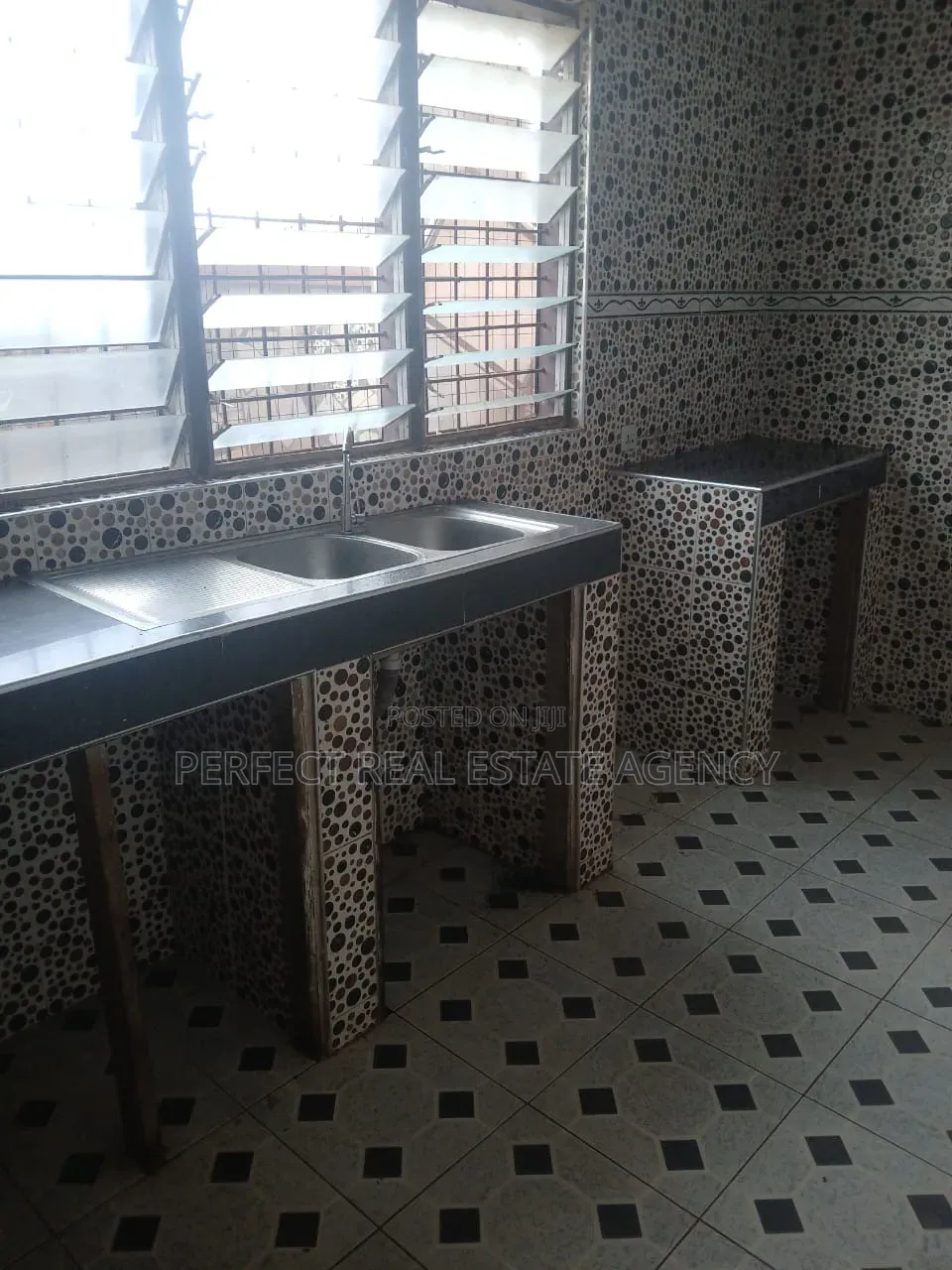 2bdrm Apartment in Abuakwa Dkc, Kumasi Metropolitan for rent