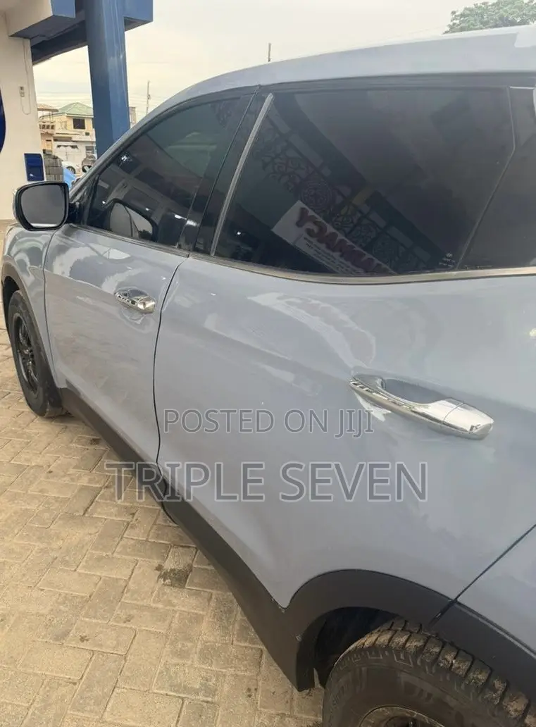 Hyundai Santa Fe Limited AWD 2016 Gray