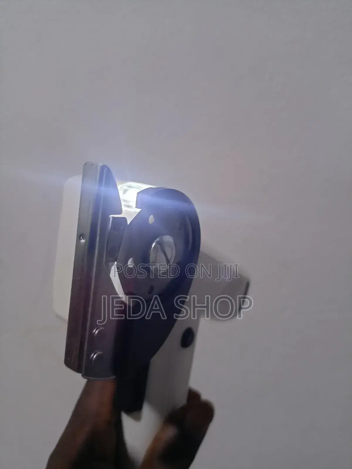 Electric Rotary Fabric Cutter