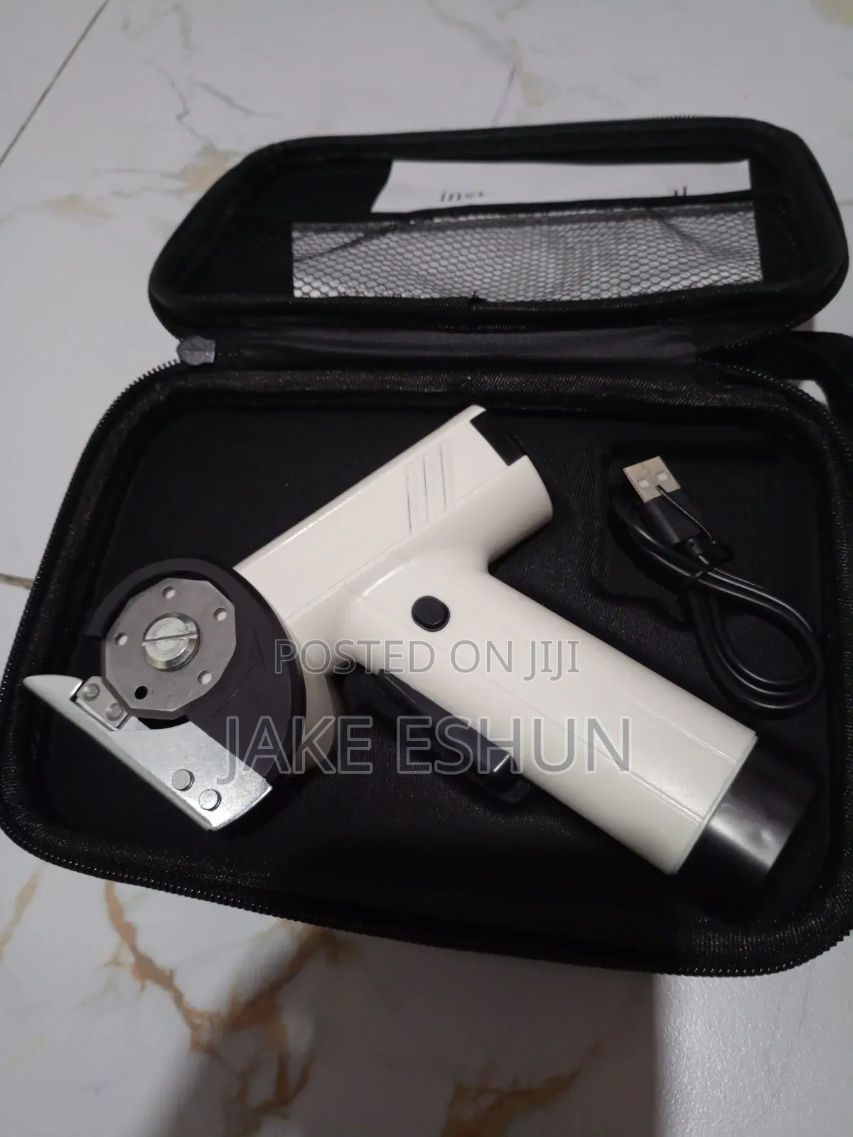 Electric Rotary Fabric Cutter