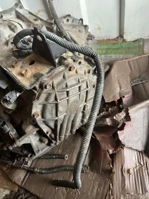 Toyota Corolla. 09 Gearbox