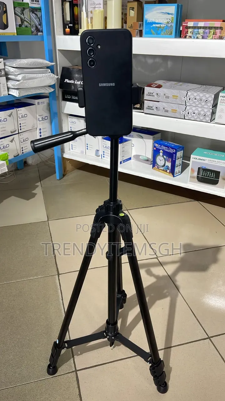 Live Streaming Tripod Stand (5 Feet Tall)