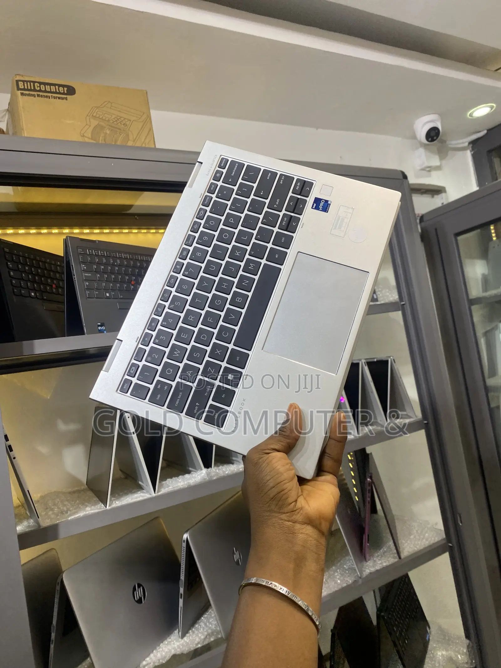 Laptop HP EliteBook 830 G9 16GB Intel Core i5 SSD 256GB
