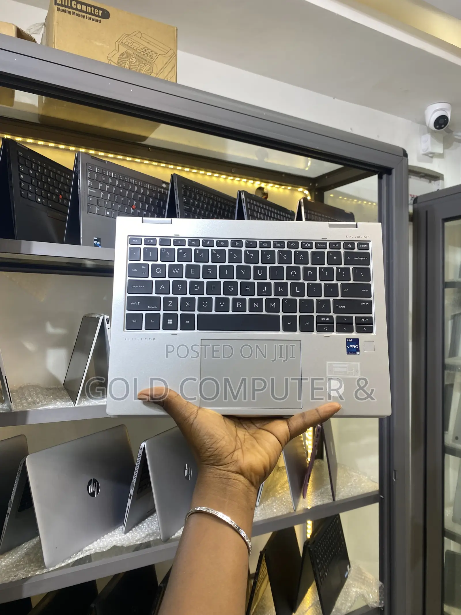 Laptop HP EliteBook 830 G9 16GB Intel Core i5 SSD 256GB