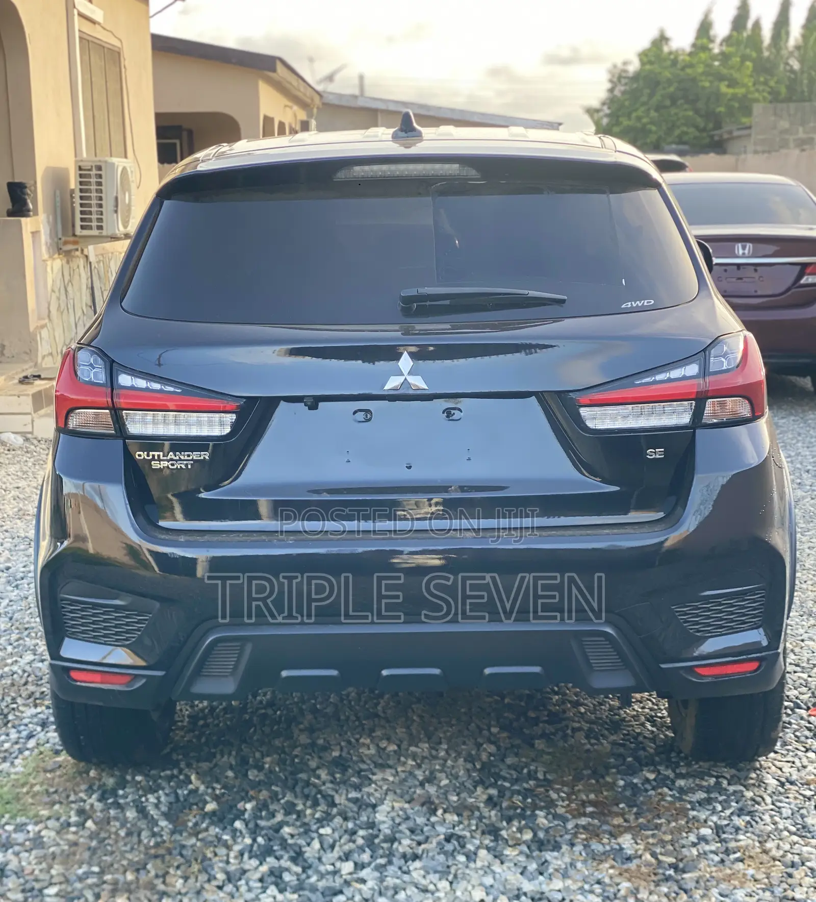 Mitsubishi Outlander 2020 Black