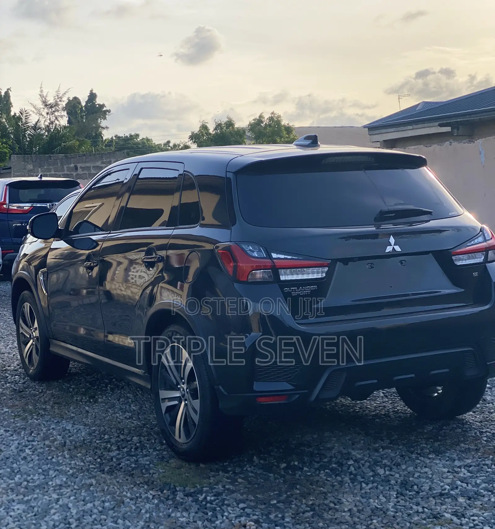 Mitsubishi Outlander 2020 Black