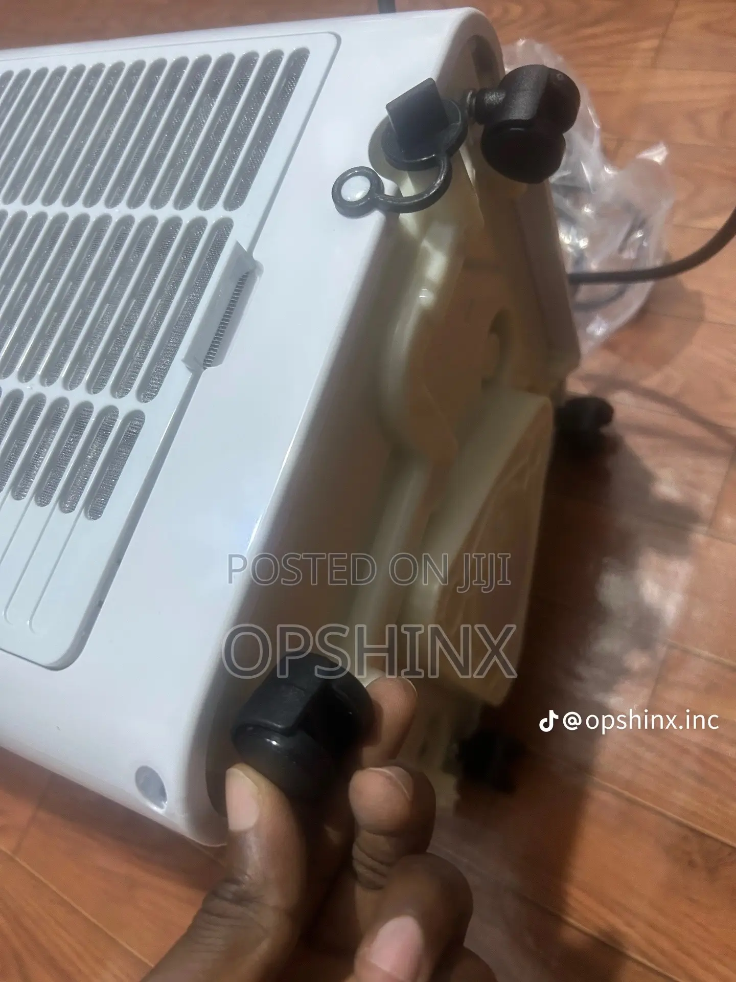 Royalstar's Compact 1 Hp Mobile Air Conditioner