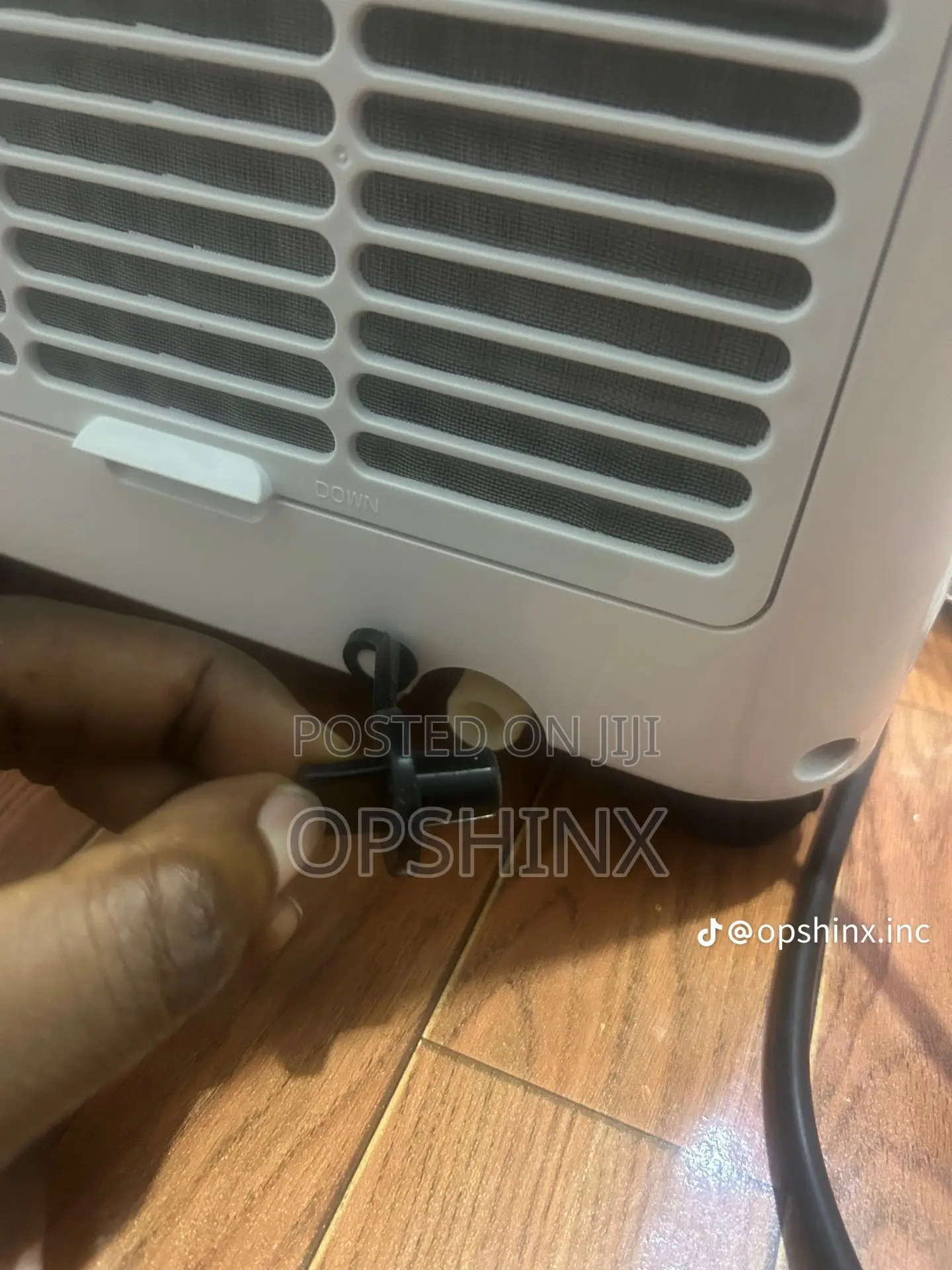 Royalstar's Compact 1 Hp Mobile Air Conditioner