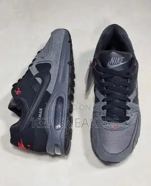 Nike Air Max Command