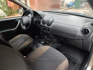 Renault Duster 2011 Silver