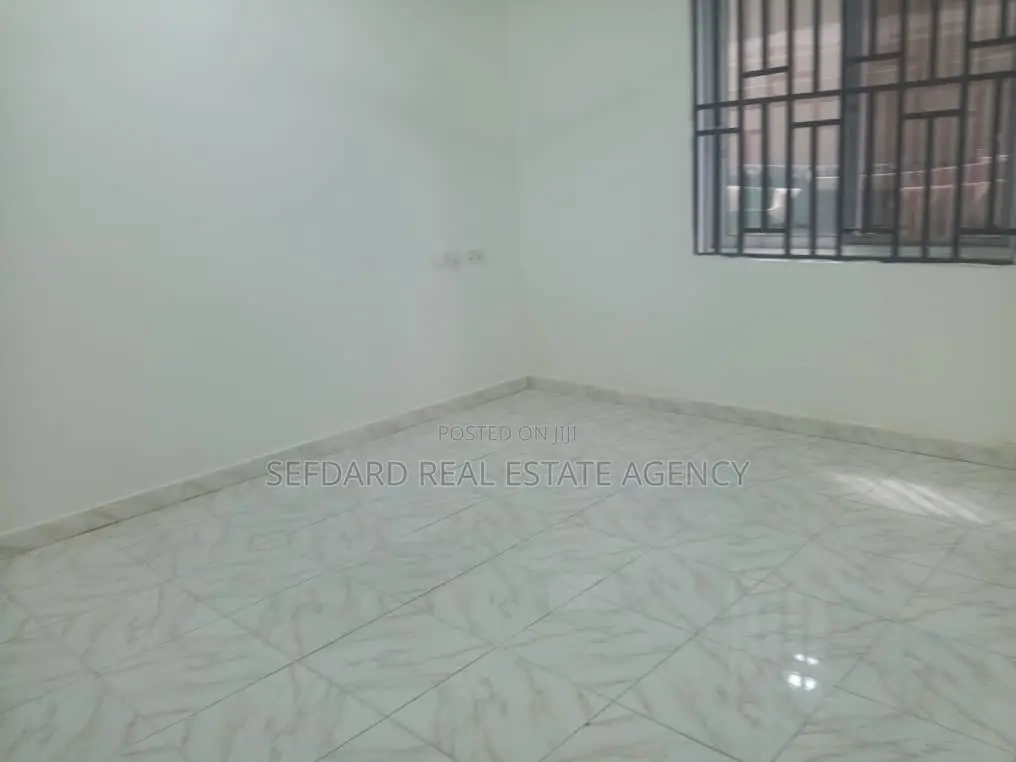1bdrm Apartment in Sefdard, Pokuase for rent