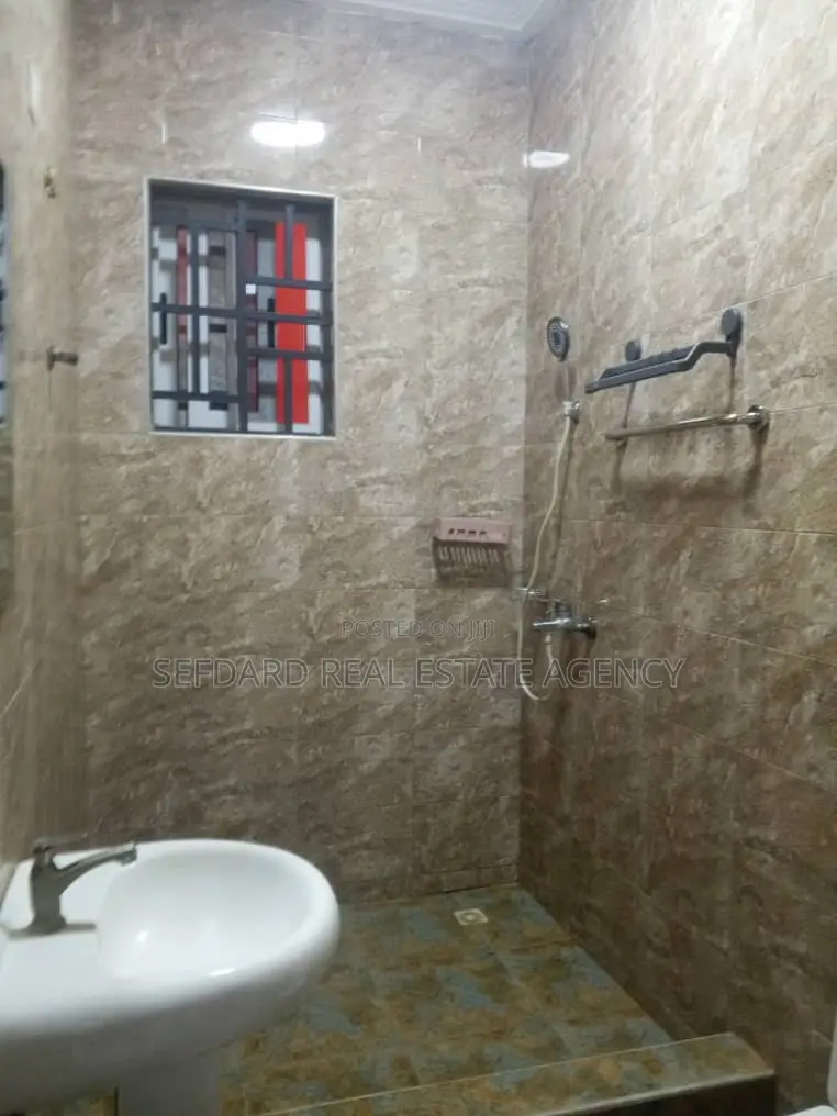 1bdrm Apartment in Sefdard, Pokuase for rent