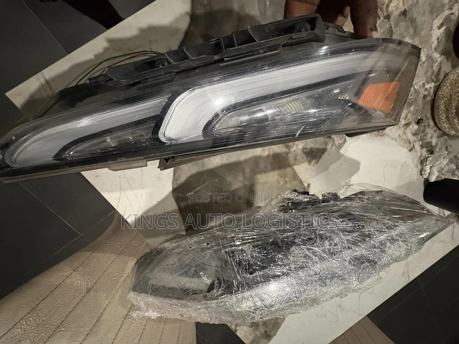 Hyundai Santa Fe Headlights