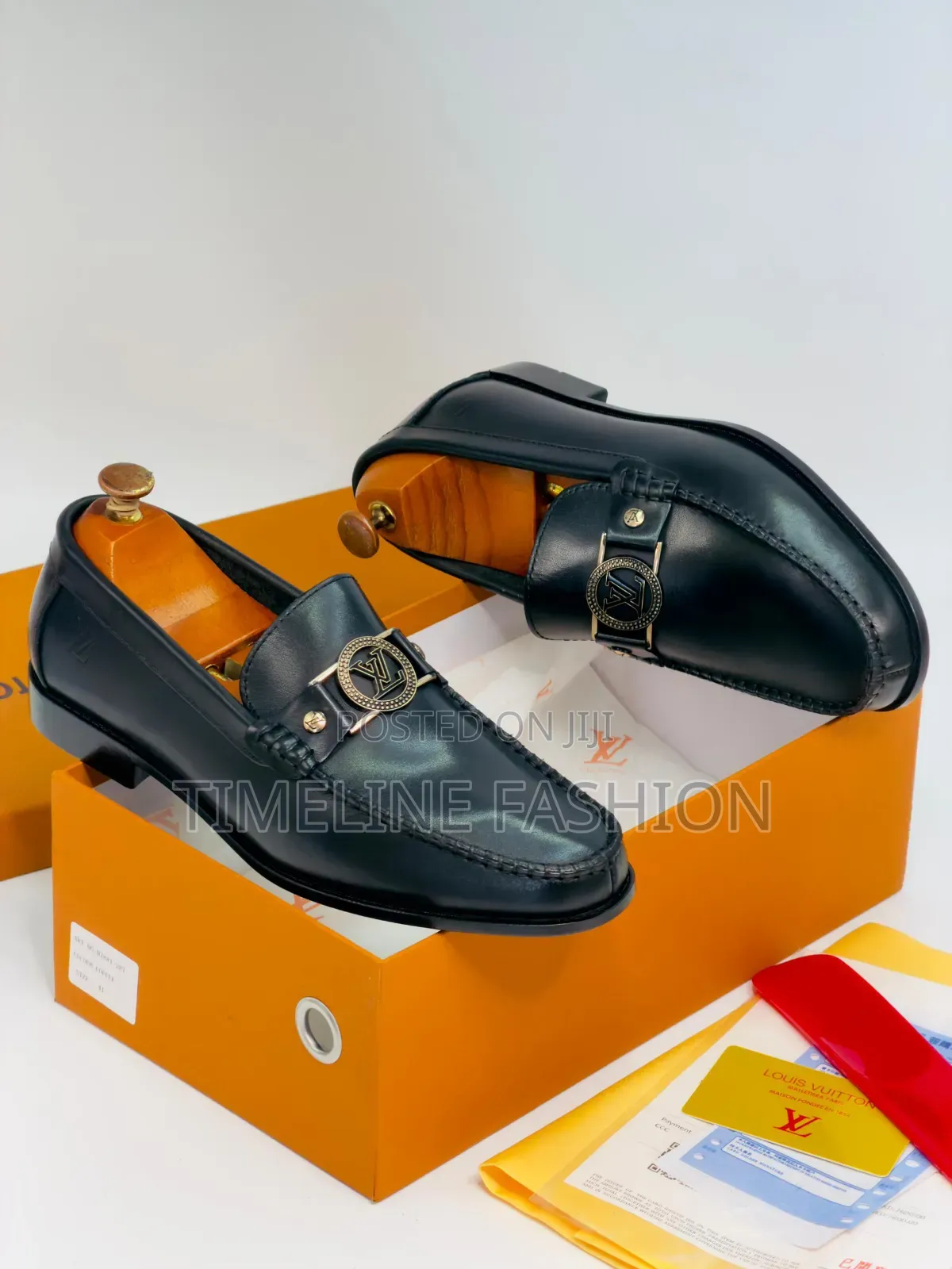 Quality Louis Vuitton Black Leather Penny Loafers