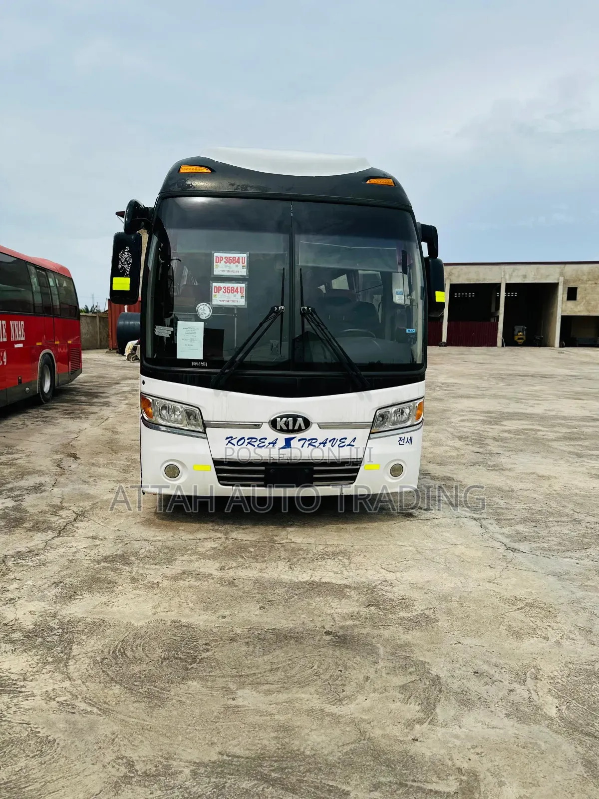 Kia Granbird 2015 White