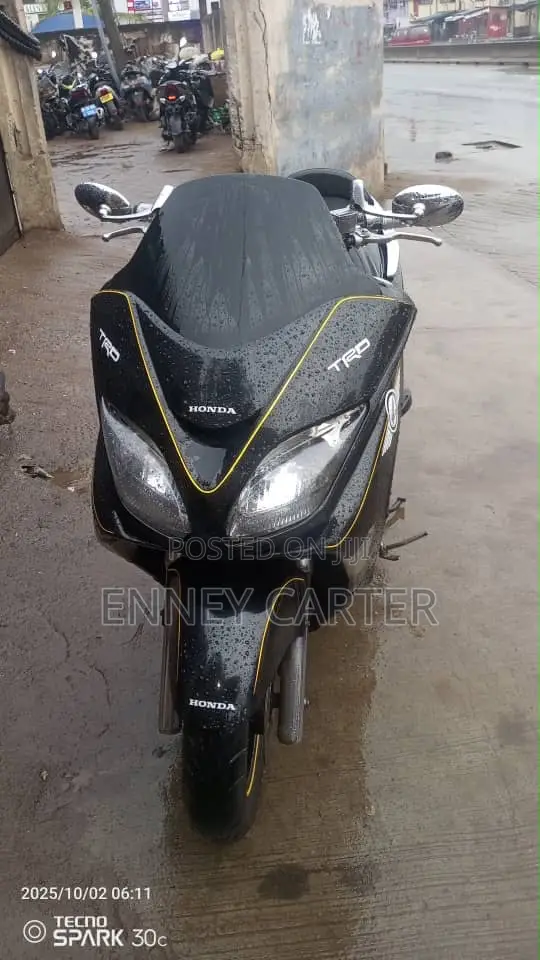 Honda Forza 2016 Black