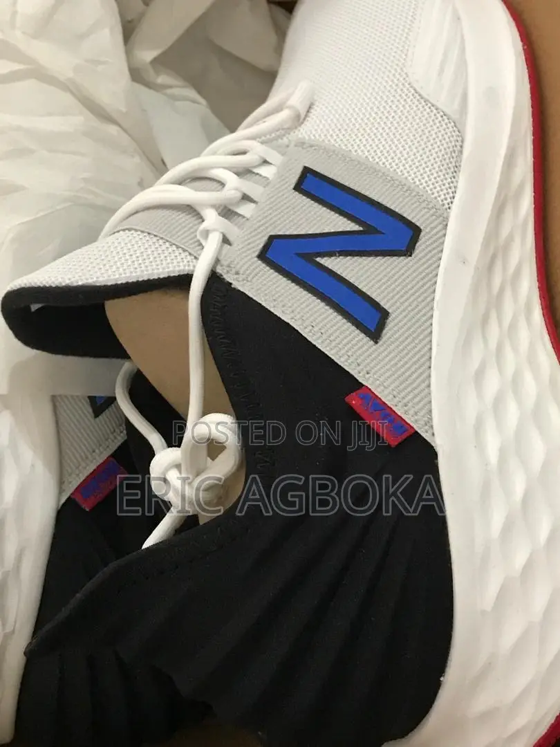 New Balance Tennis Shoes